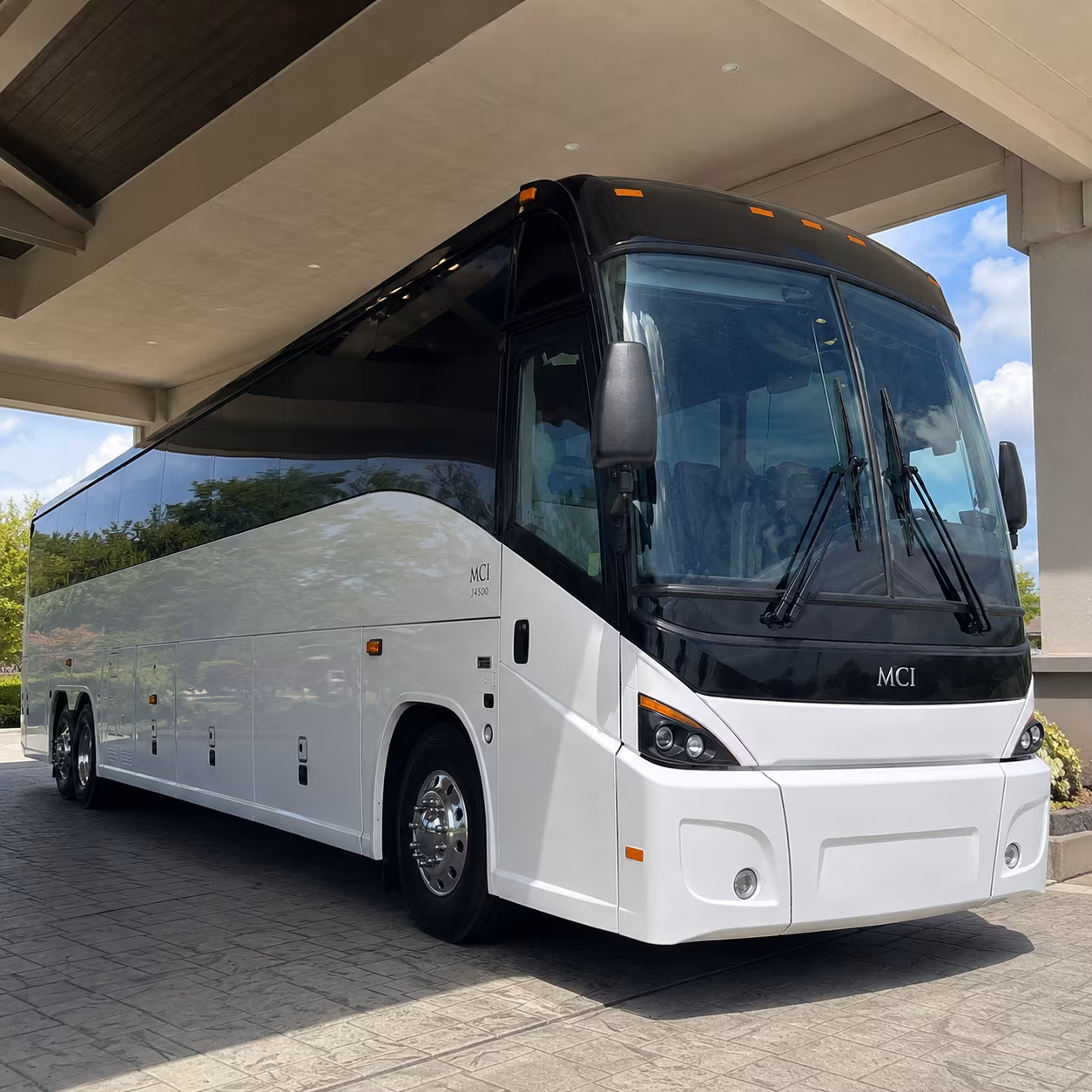 centennialcharterbusservices com can help you get groups to denver international airport from centennial