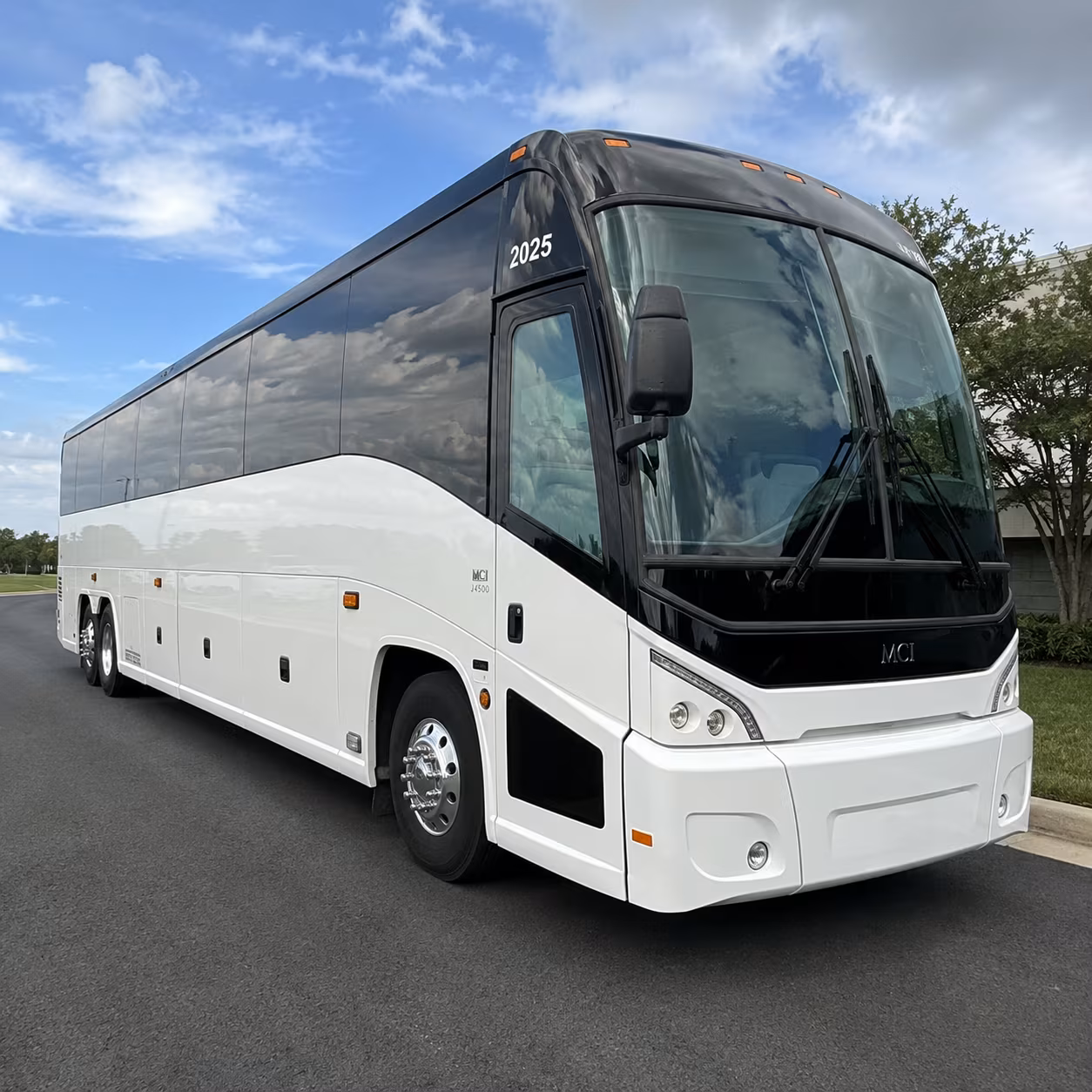 prom quinceanera and sweet 16 buses that make the night unforgettable